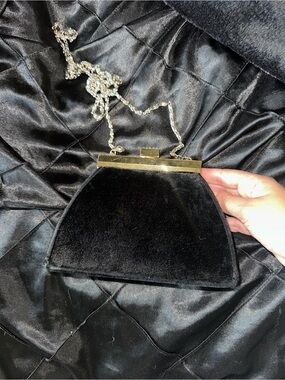 Vintage Black Velvet Clutch with Gold Frame and Chain